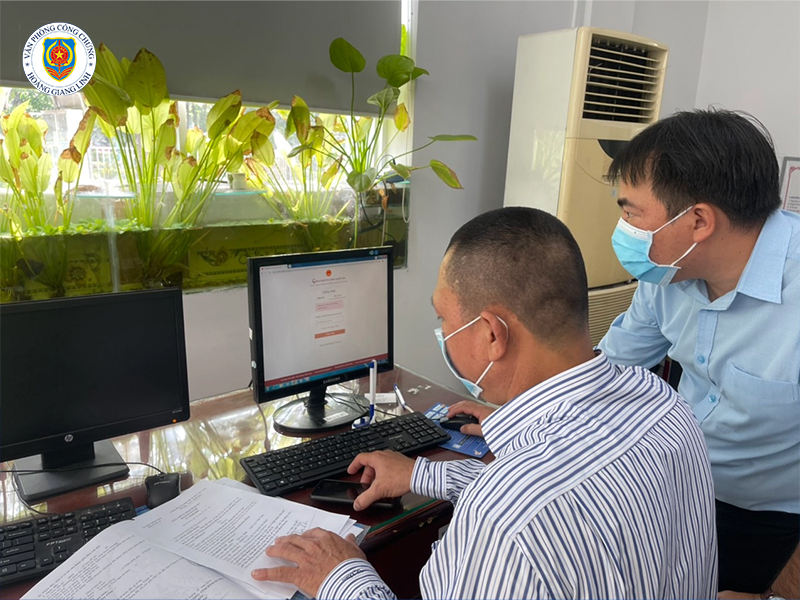 Chứng thực điện tử